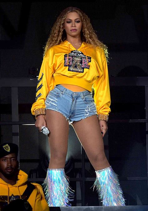 Beyoncé's Best Outfits: Her Most Iconic Looks Yet .